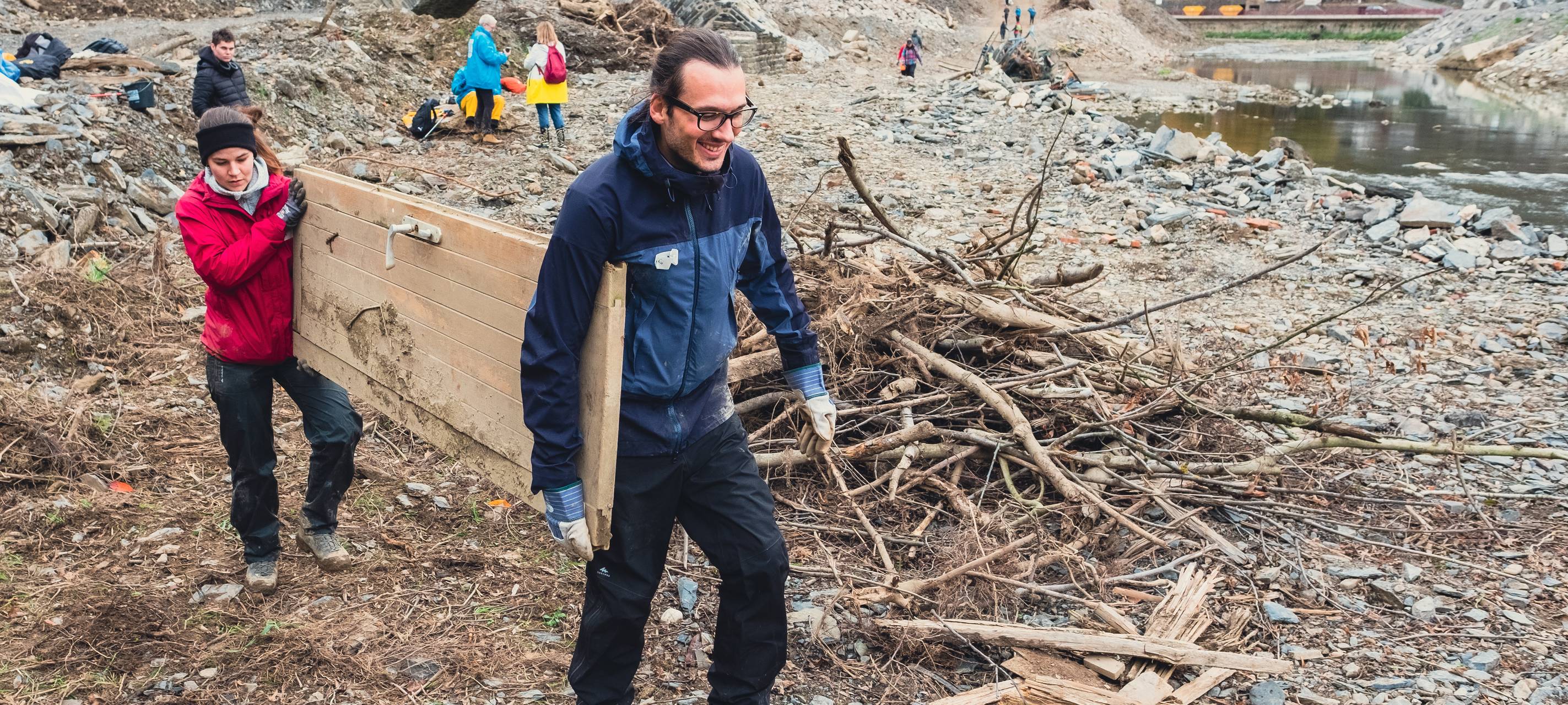 Aufräumen im Ahrtal - eine Reportage