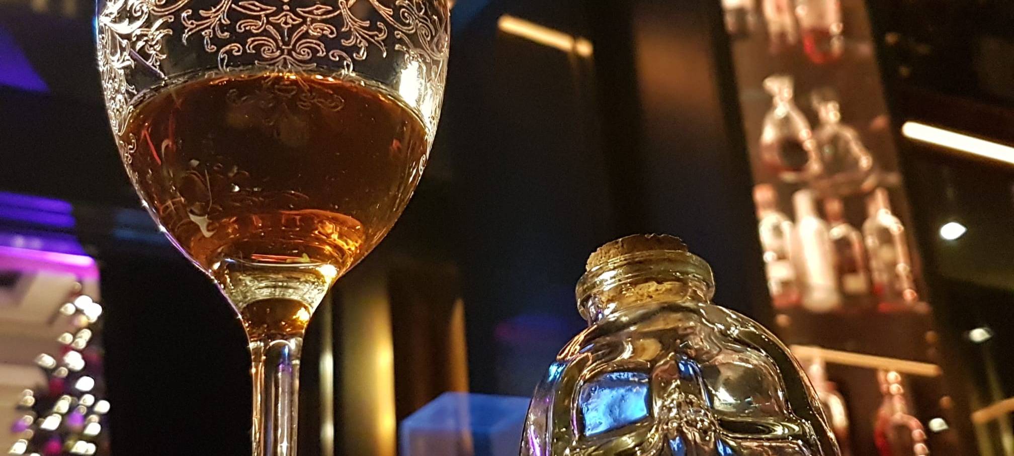 08. Dezember 2021: Die Bar im Breidenbacher Hof