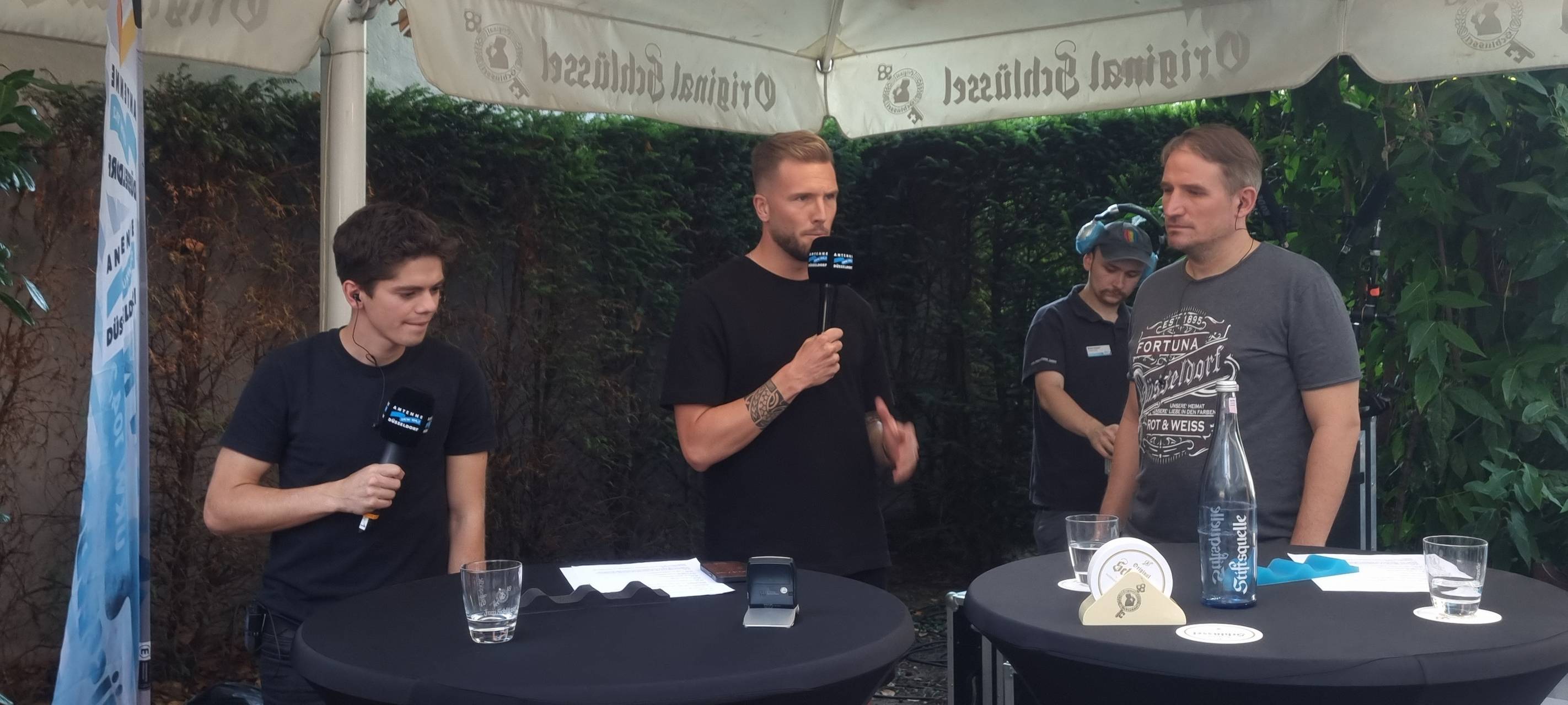 Fümmenneunzich um Sechs LIVE in der Düsseldorfer Altstadt