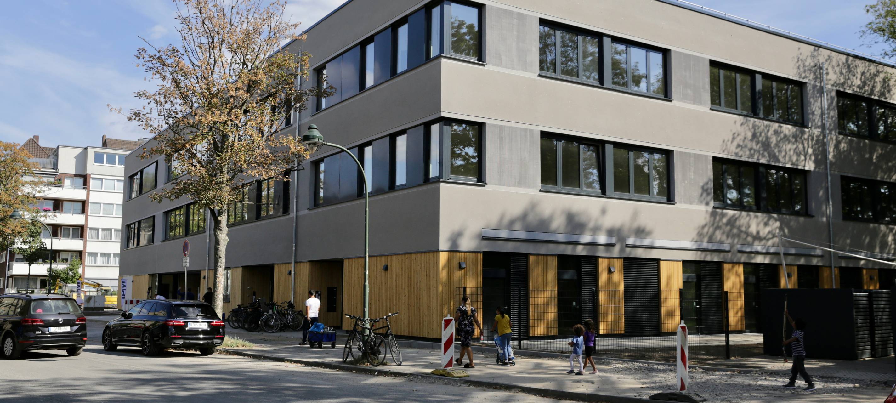 Düsseldorf: Haus der Jugend eröffnet