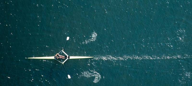 Düsseldorf: Ruder-Rennen auf dem Rhein