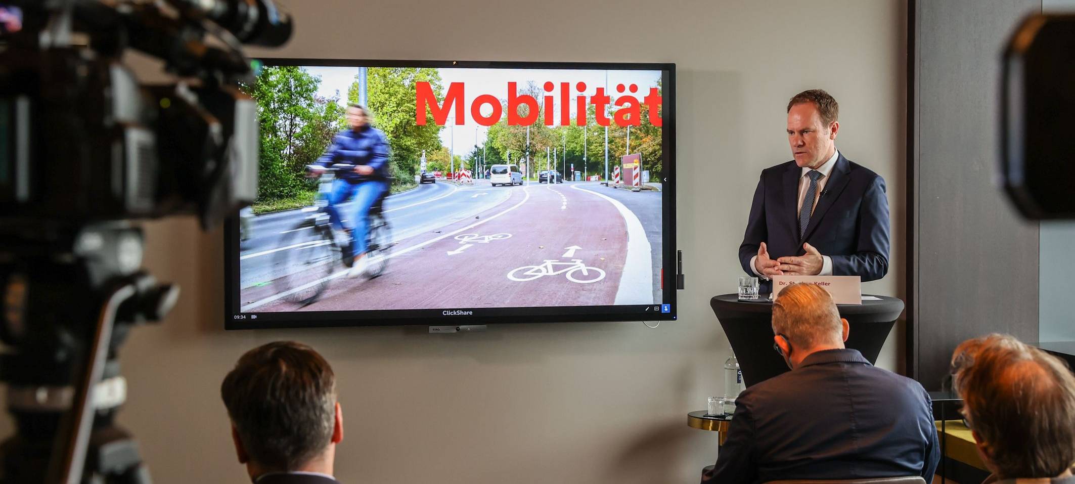 Zwischenbilanz: OB Keller mit dem Erreichten zufrieden