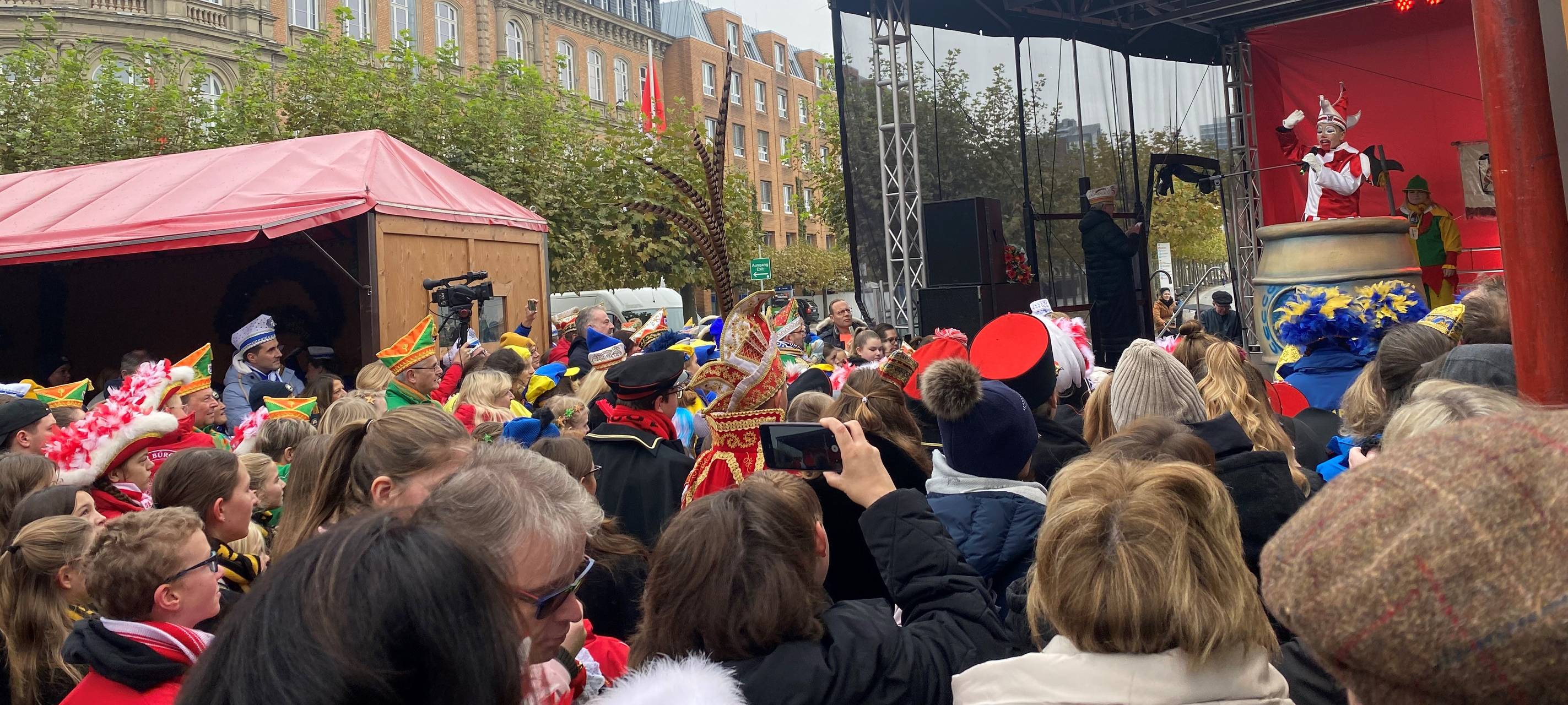 Düsseldorfer Kinder-Hoppeditz ist erwacht