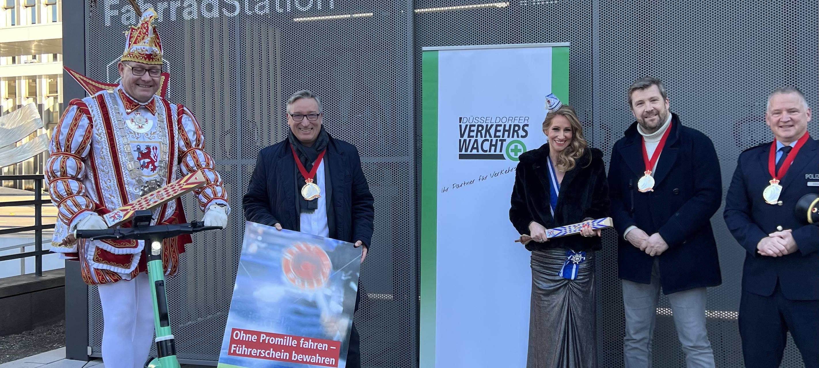 Düsseldorf: Warnung vor Alkohol im Straßenverkehr