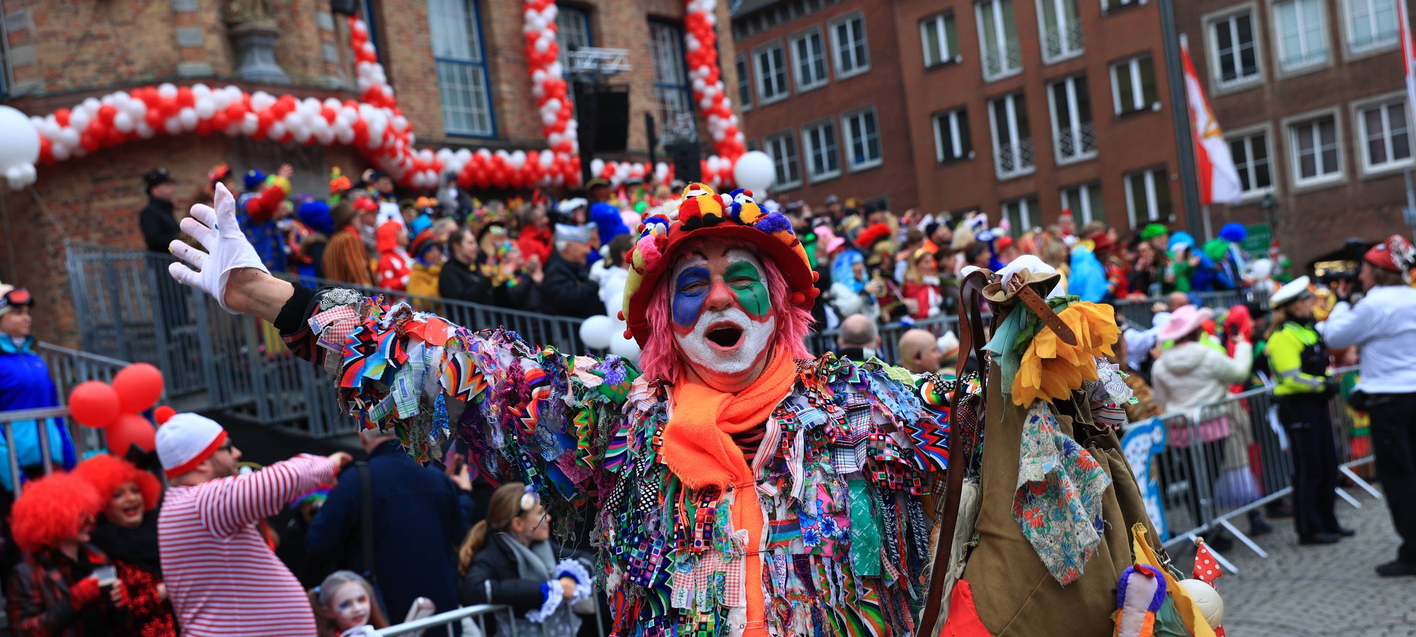 Friedlicher Rosenmontag in Düsseldorf