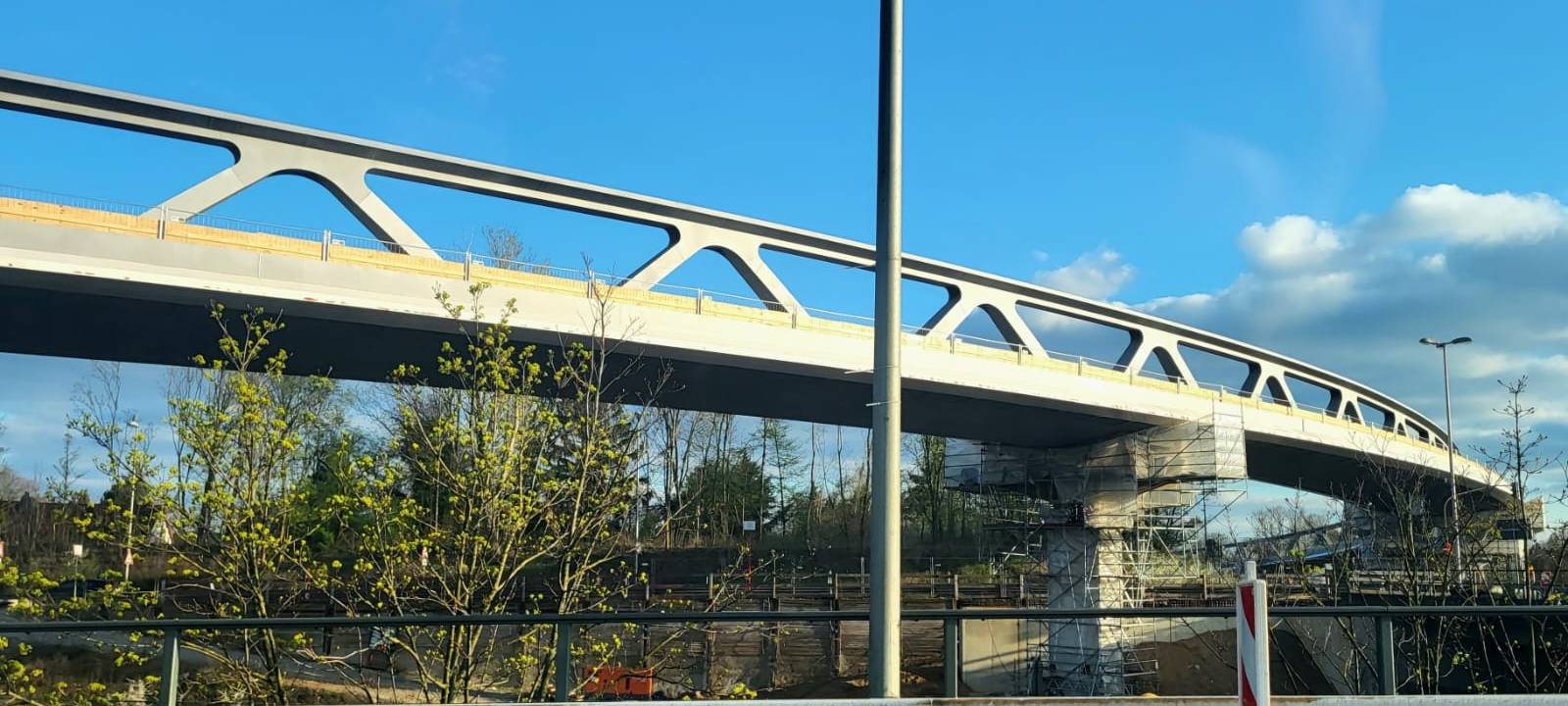 Die Brücke für die Stadtbahnlinie U81 am Nordstern.