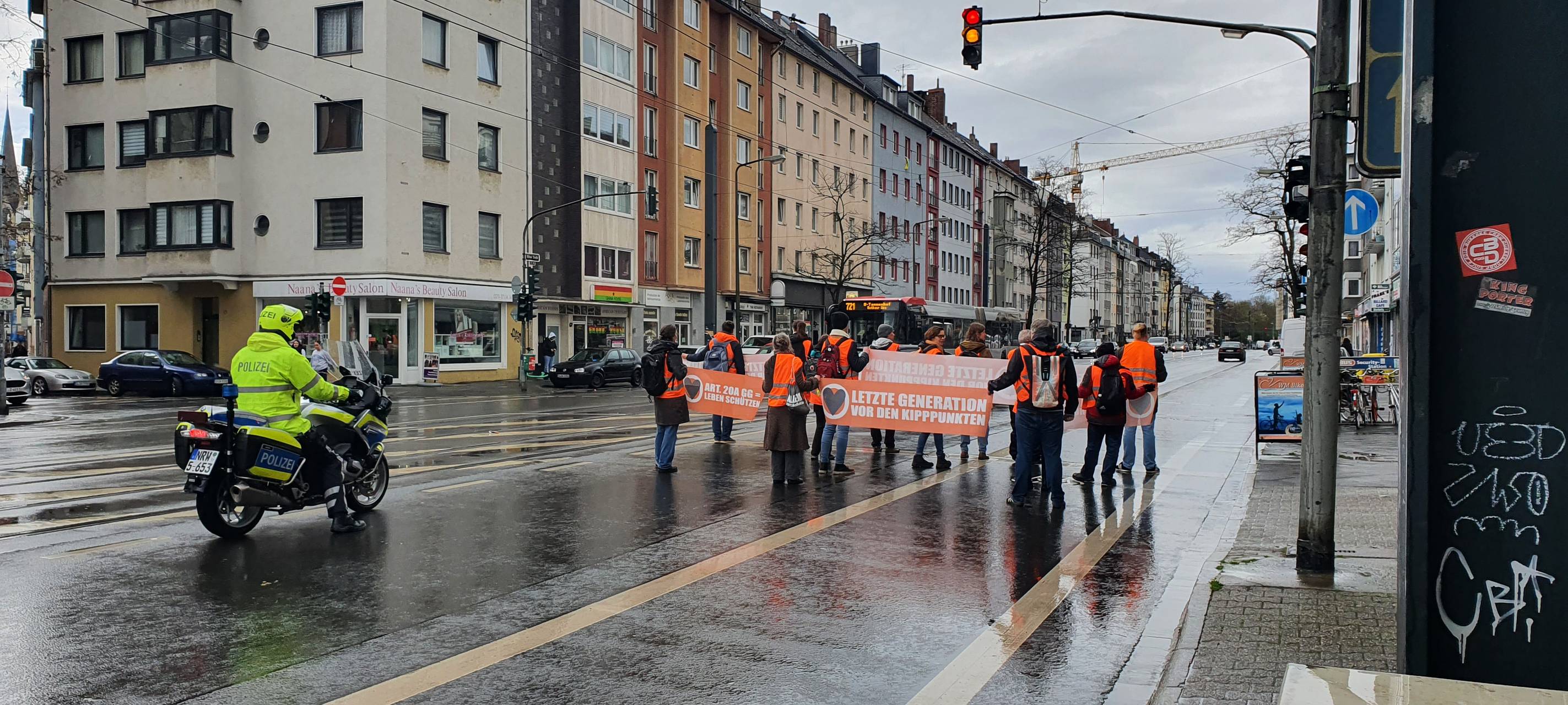 Düsseldorf: Letzte Generation mit neuer Protestform