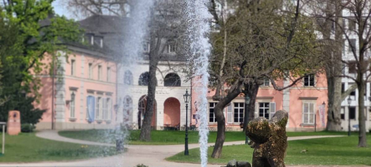 Das Theatermuseum und der Jeröne Jong im Hofgarten.