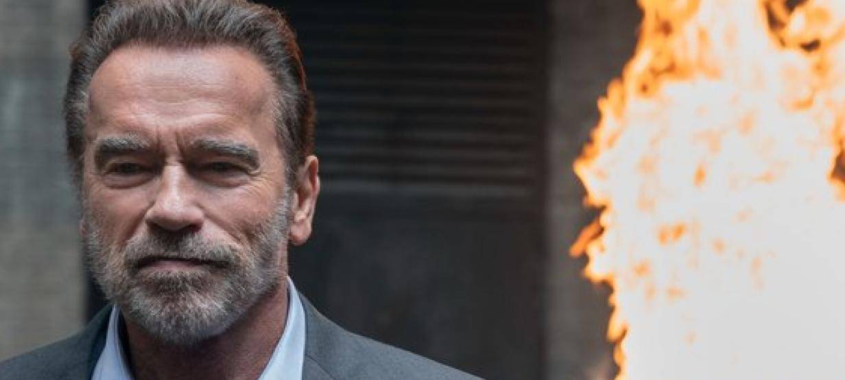 CIA-Agent Luke Brunner ist on fire.