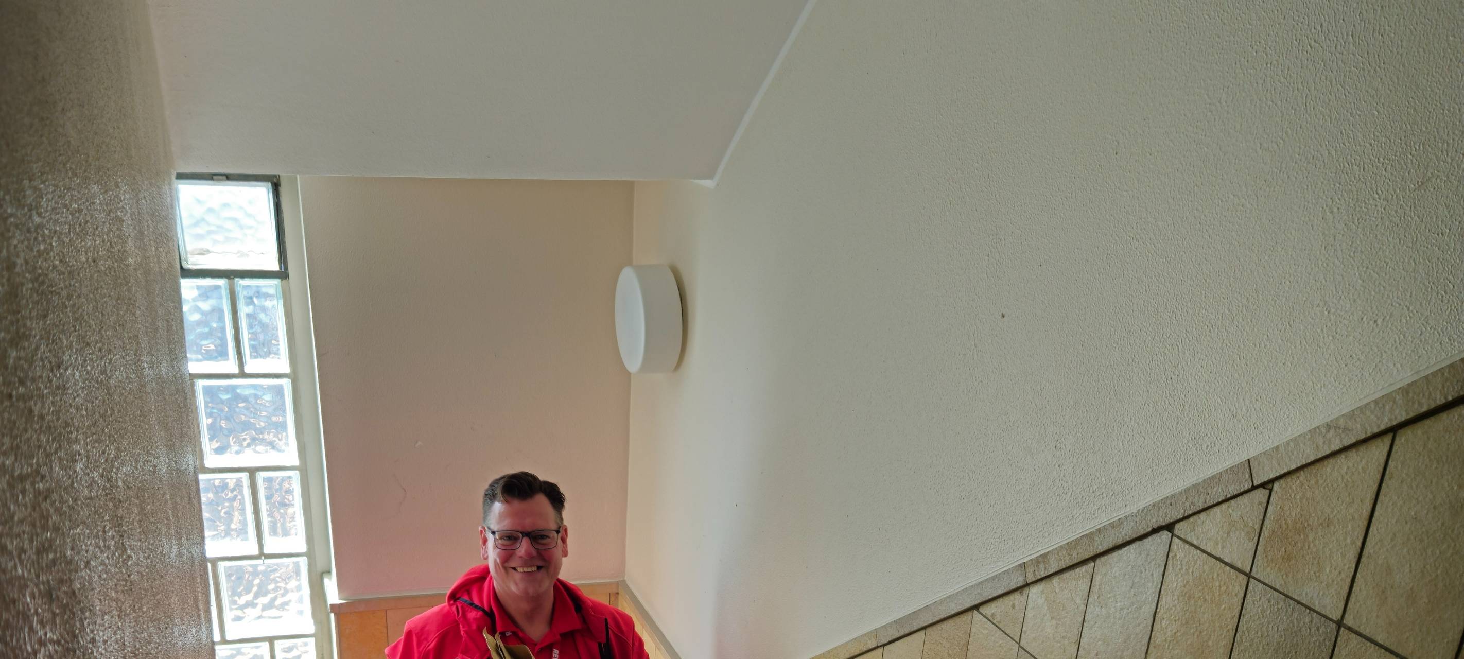 Jessicas Nachbarschaft gewinnt den REWE-Lieferservice-Hauptpreis