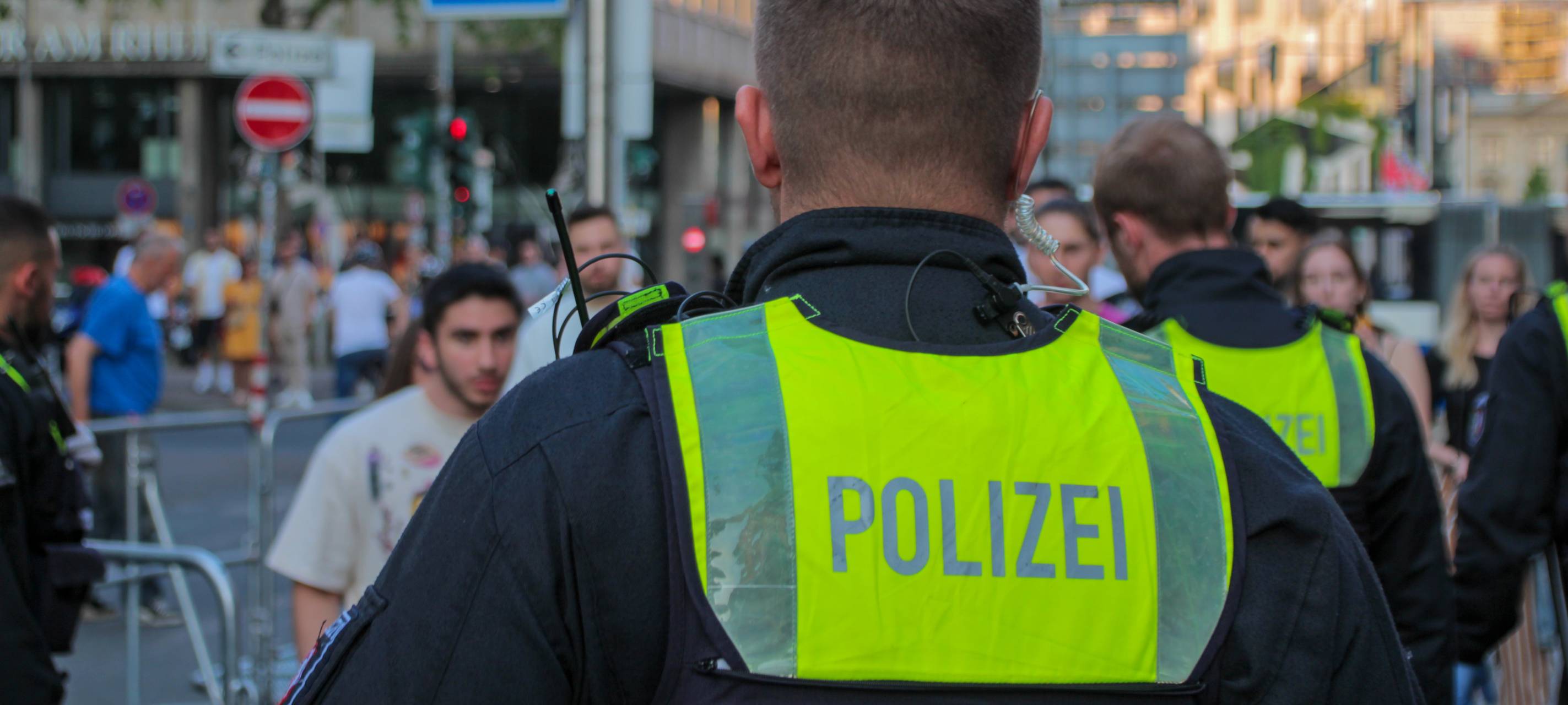 Kontrollen in der Düsseldorfer "Waffenverbotszone"