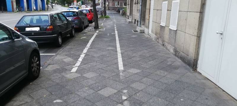 Düsseldorf: Neue Radwege an der Eulerstraße