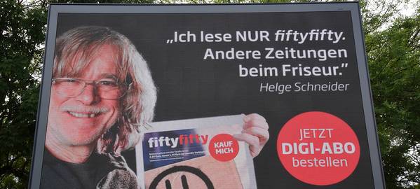 Düsseldorf: Helge Schneider wirbt für fiftyfifty