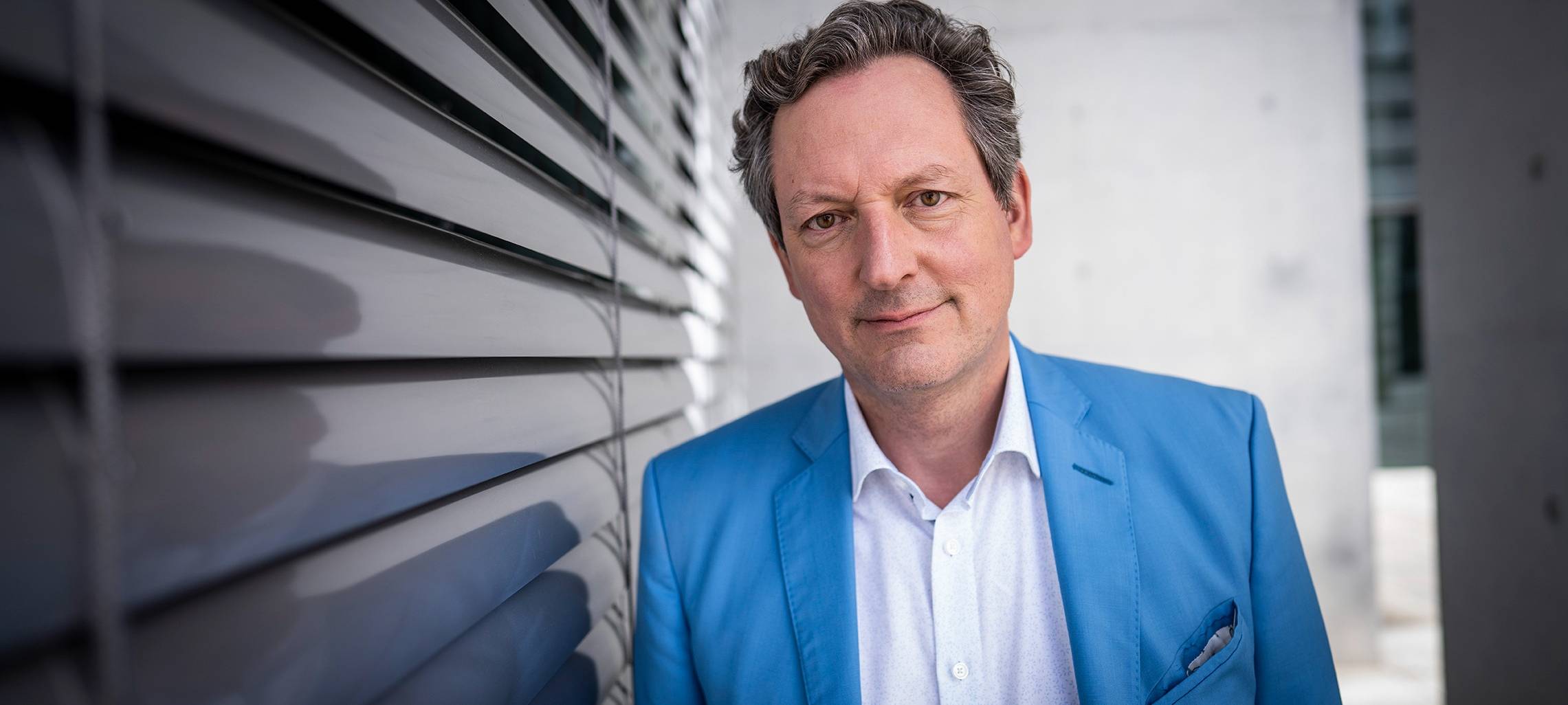 19. September 2023: Eckart von Hirschhausen und Frank Schätzing diskutieren gemeinsam