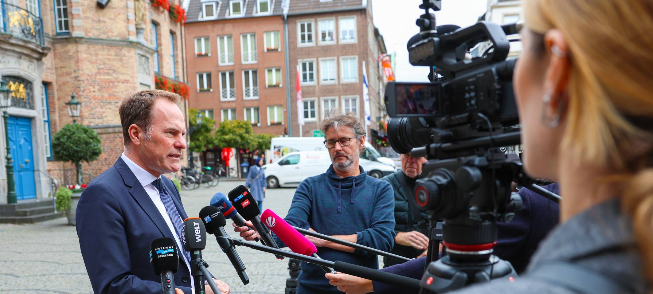 Düsseldorfer-Altstadt: Streetworker arbeiten weiter