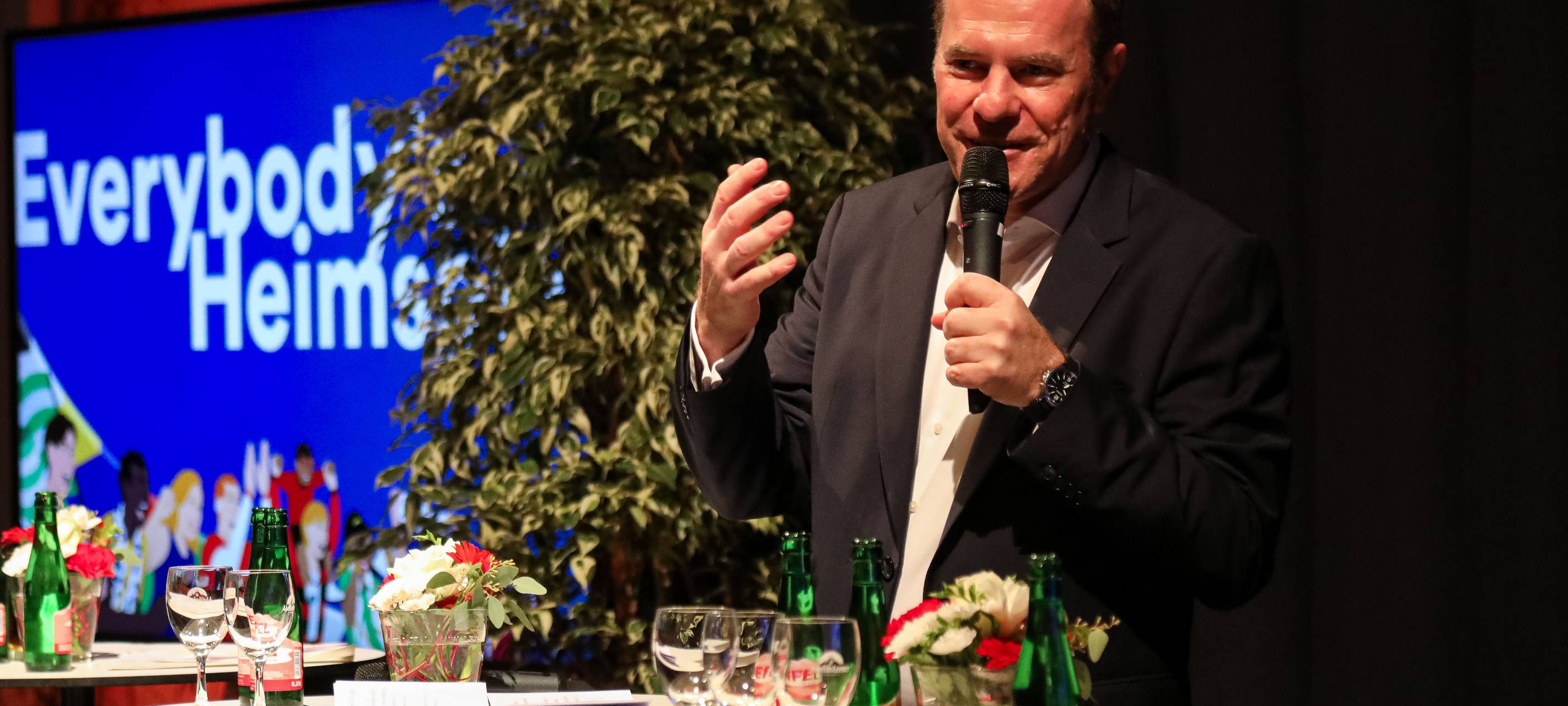 EURO 2024: Düsseldorfer Volunteer-Hub im Maxhaus