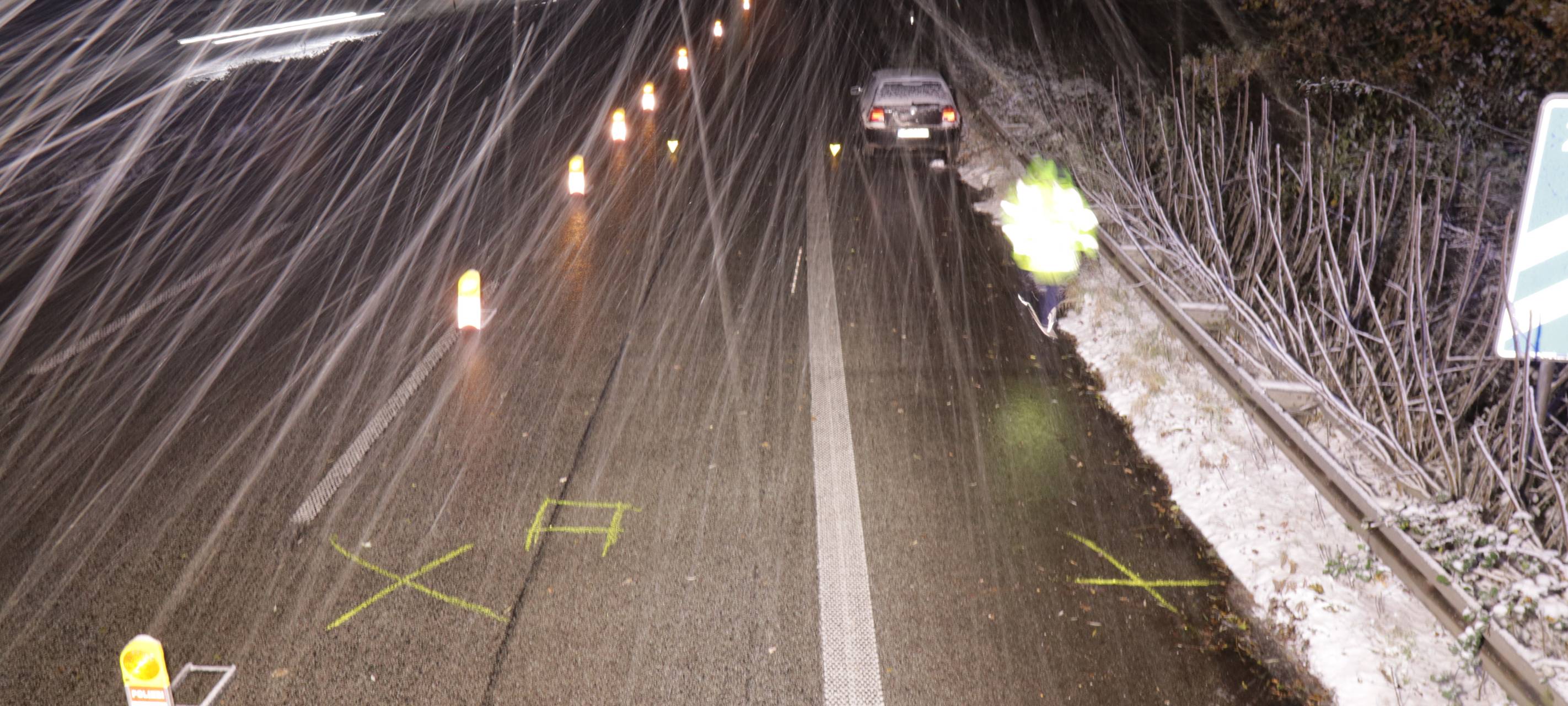 Düsseldorf: Polizei fahndet nach Unfallverursacher