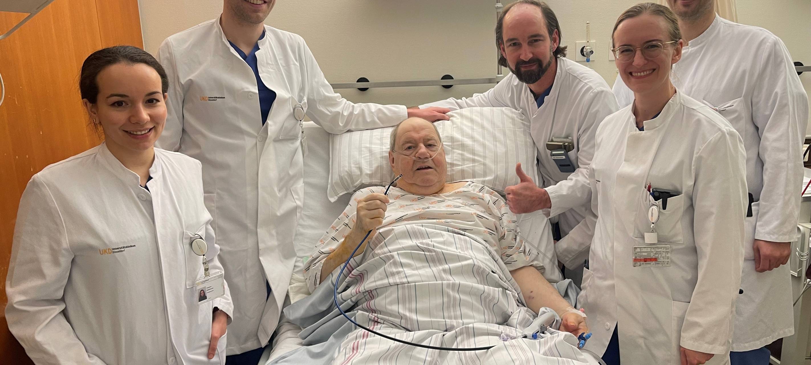 Uniklinik Düsseldorf gelingt deutschlandweit erster Eingriff