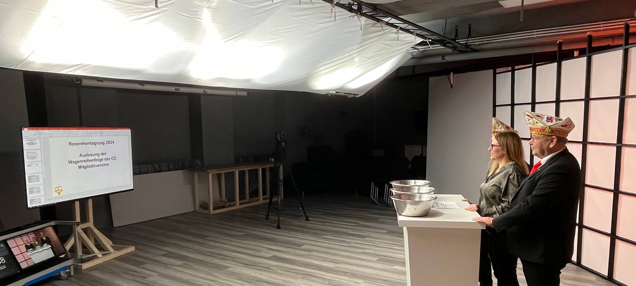 Düsseldorfer Rosenmontagszug & die Wagenreihenfolge