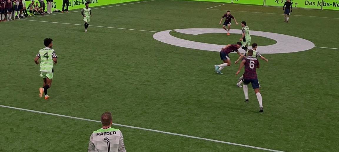 12.500 Zuschauer beim Baller League-Finale in Düsseldorf