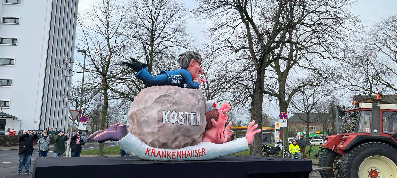 Düsseldorf: Die politischen Mottowagen 2025