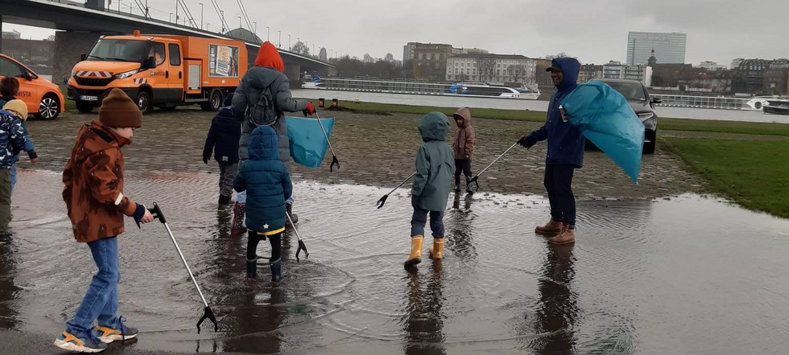 12.500 Menschen haben Düsseldorf von Müll befreit
