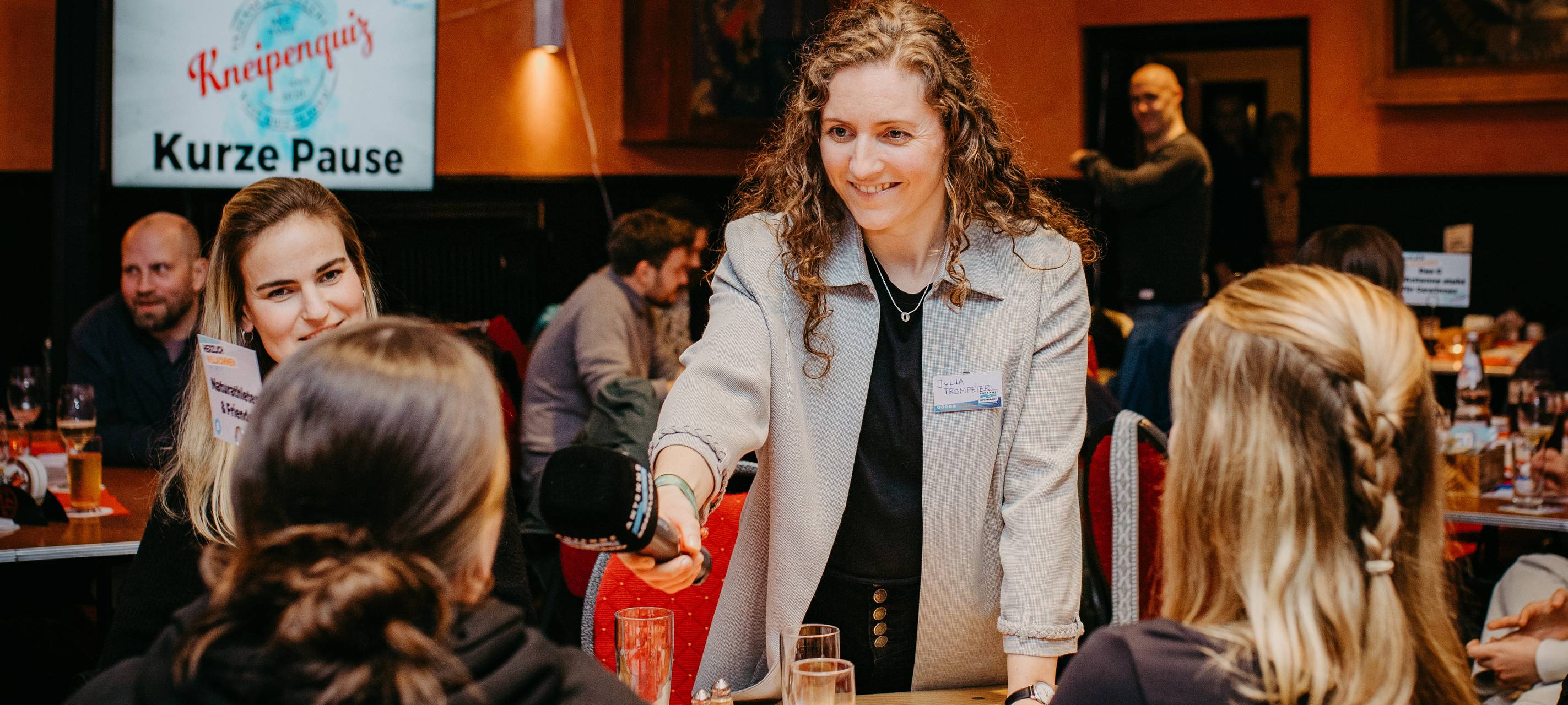 +++ Ausverkauft +++ Das Antenne-Düsseldorf-Kneipenquiz Vol. 4