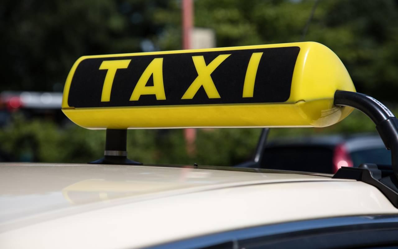 Weitere Alternativen Zum Klassischen Taxi Antenne Dusseldorf