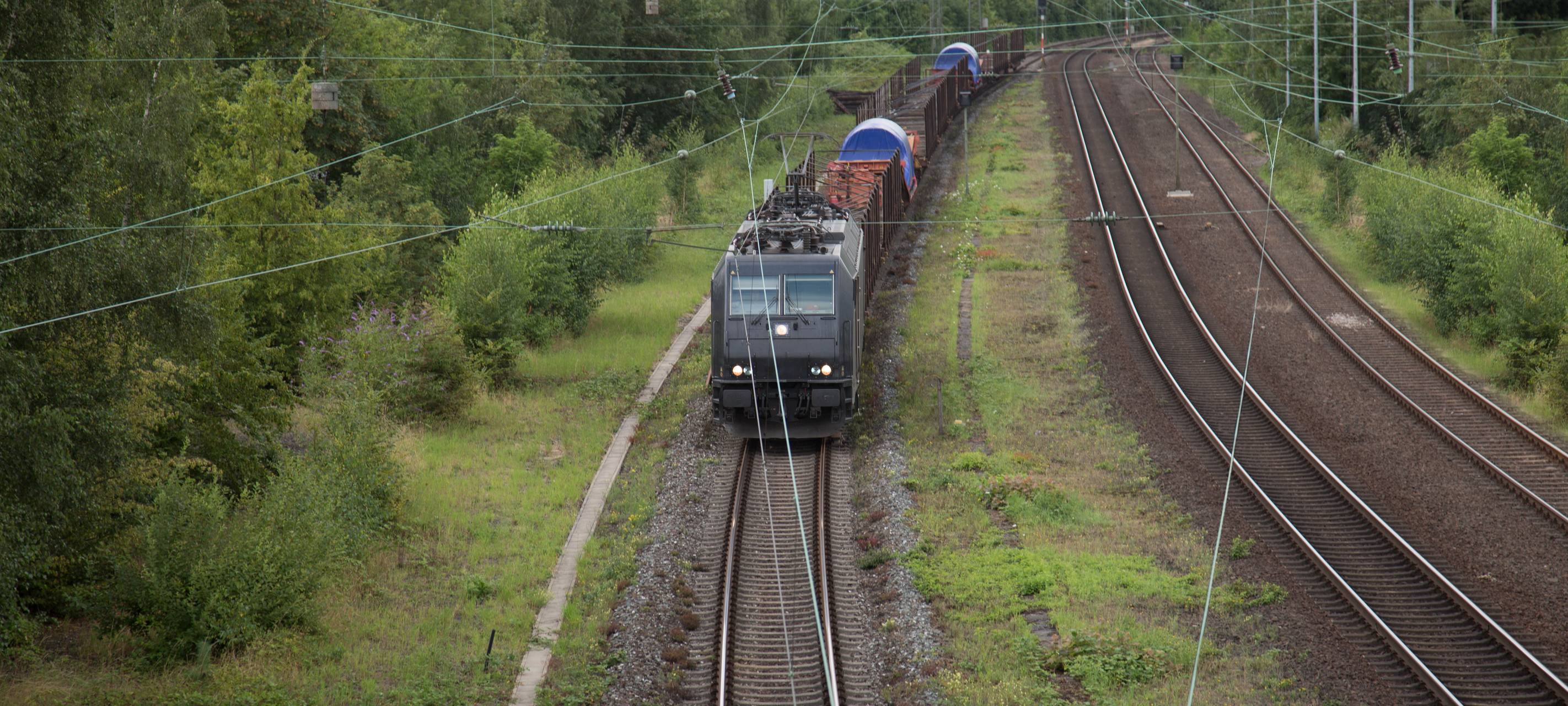 Bauarbeiten zwischen Düsseldorf und Duisburg behindern Bahnverkehr am Wochenende