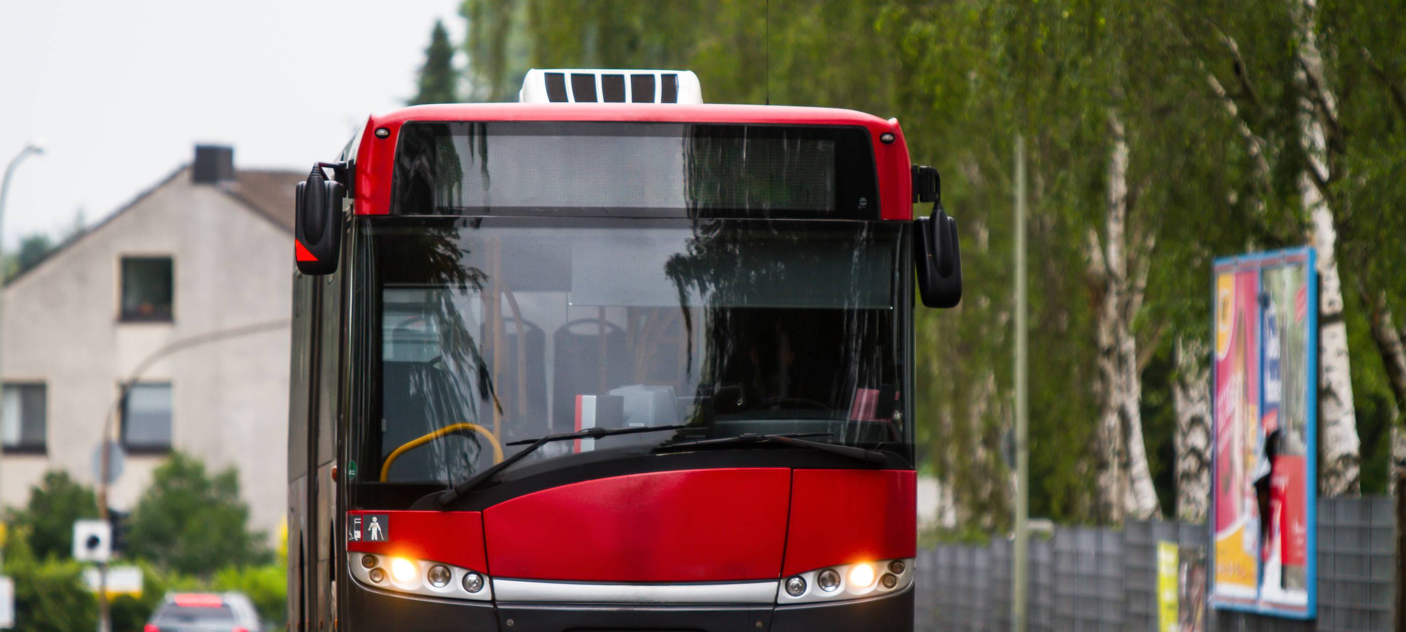 Metrobus fährt über Umweltspur