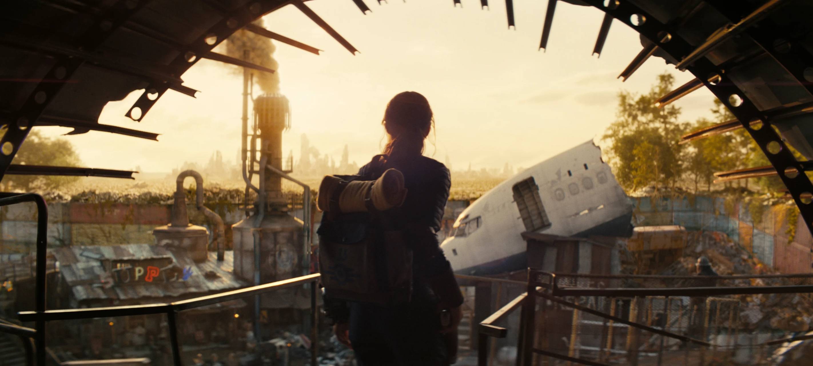 Lucy verlässt den schützenden Bunker.