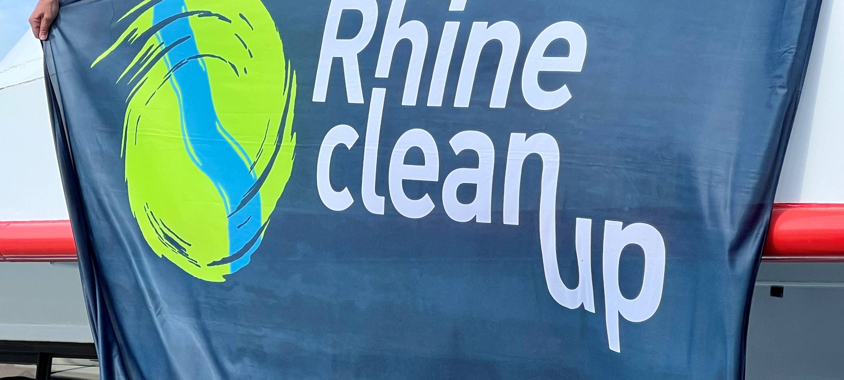 Eine Fahne von RhineCleanUp