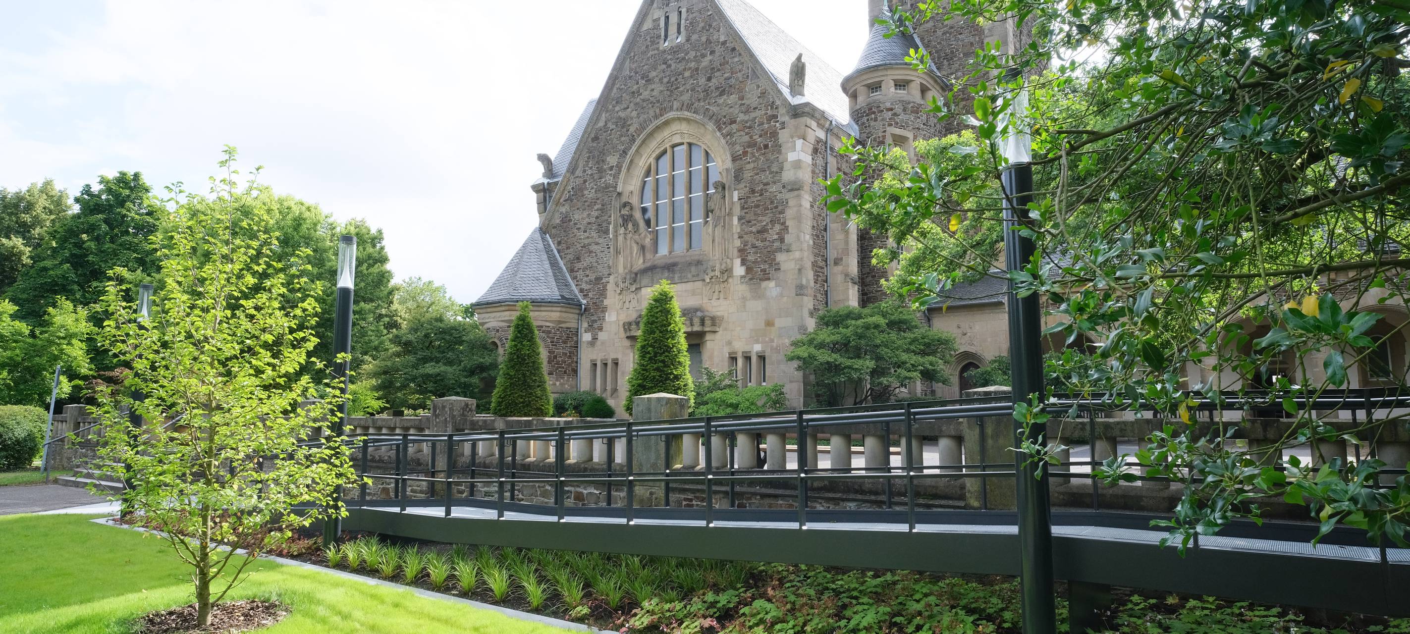 Düsseldorf: Neues Kolumbarium auf dem Südfriedhof