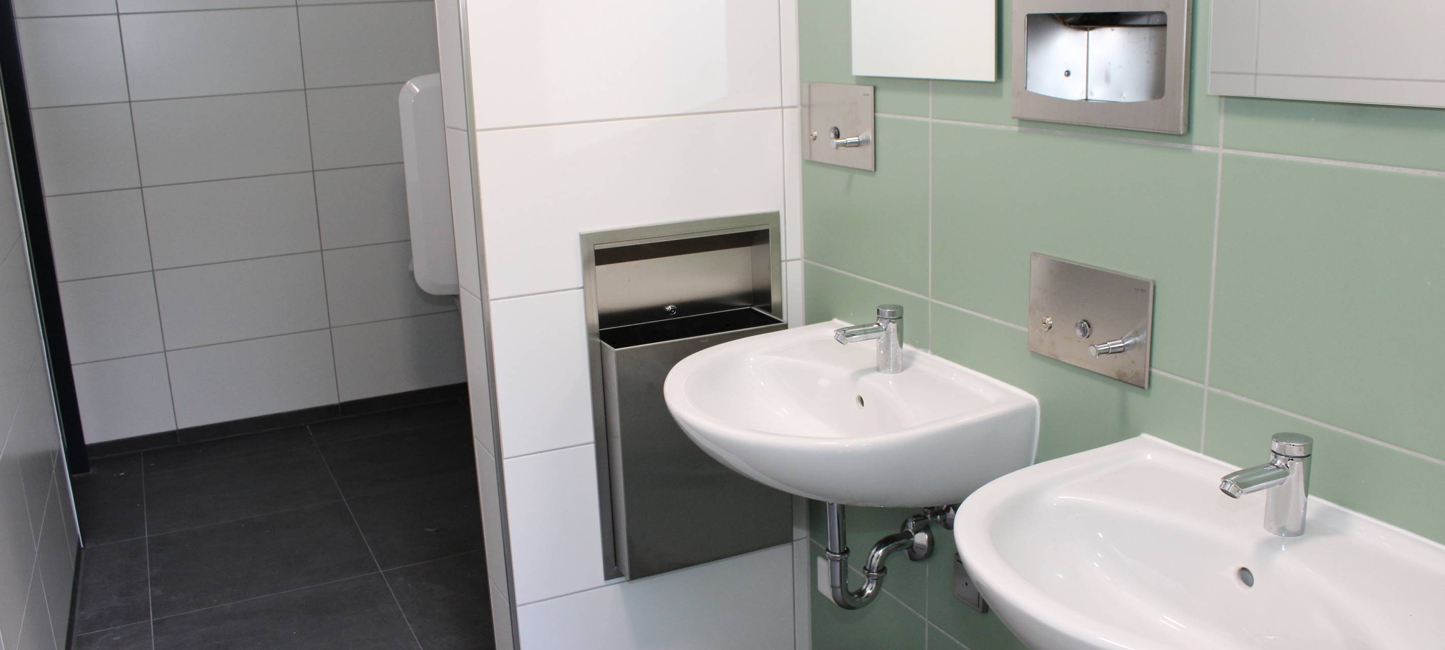 Eine sanierte Toilettenanlage in Düsseldorf.