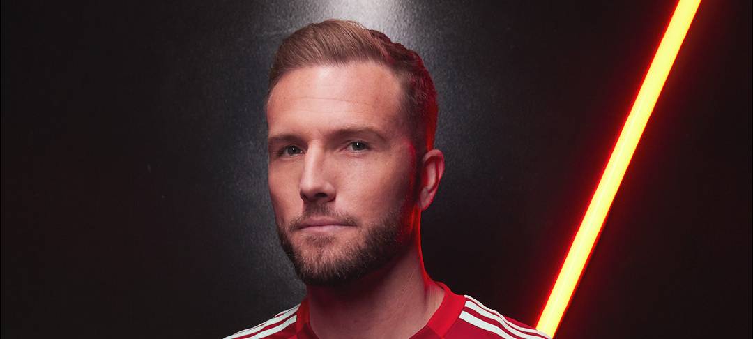 Fortuna-Kapitän Andre Hoffmann im roten Heimtrikot.