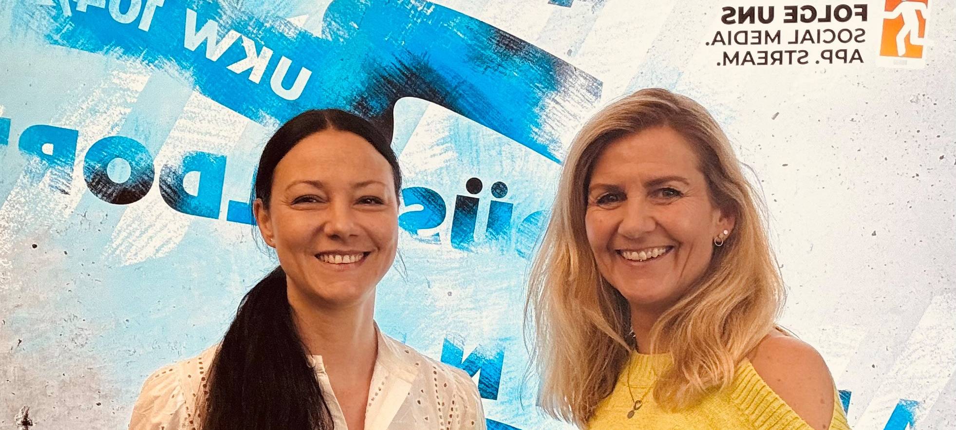 Claudia Monréal mit der Leiterin des Düsseldorfer Capitol Theaters Michaela Guth.