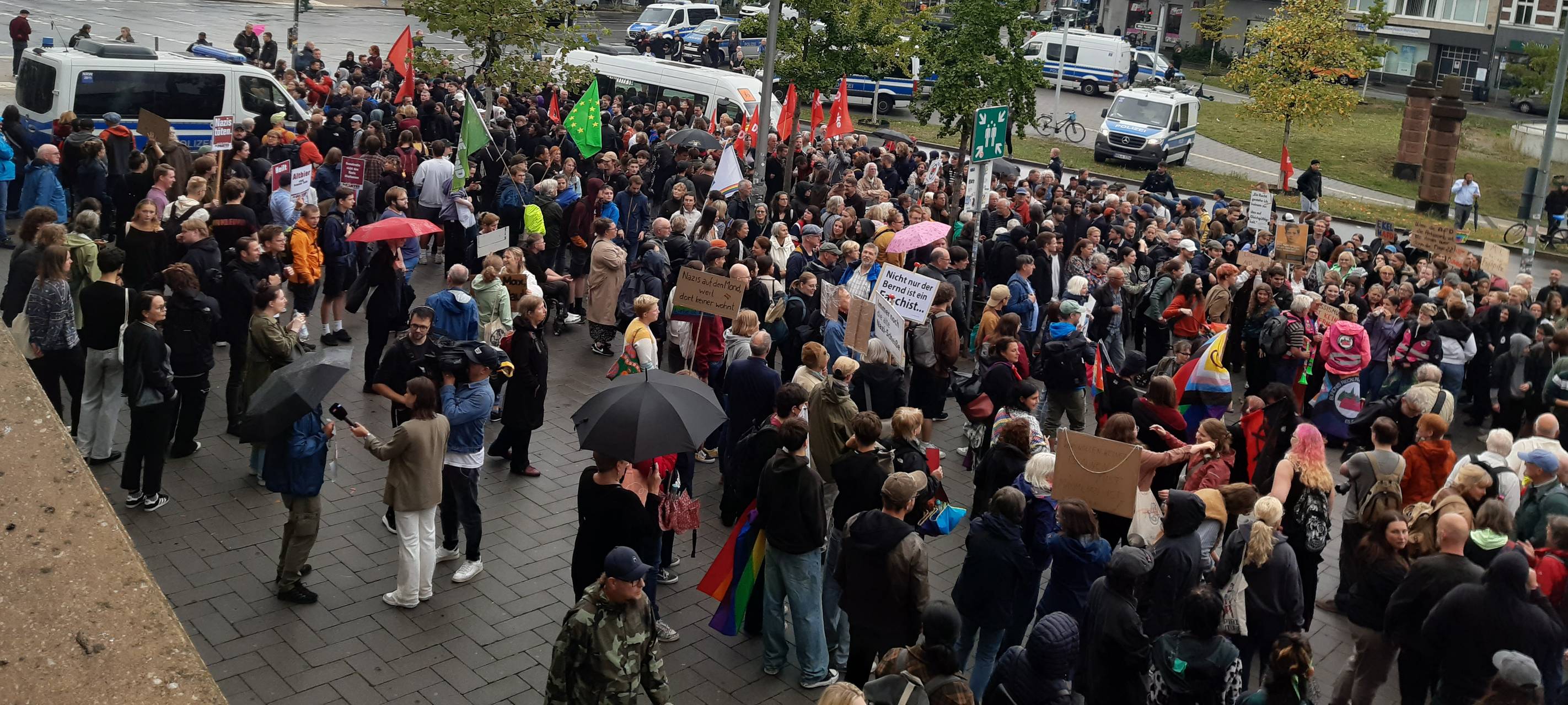 Protest gegen AFD-Politiker Maximilian Krah in Düsseldorf