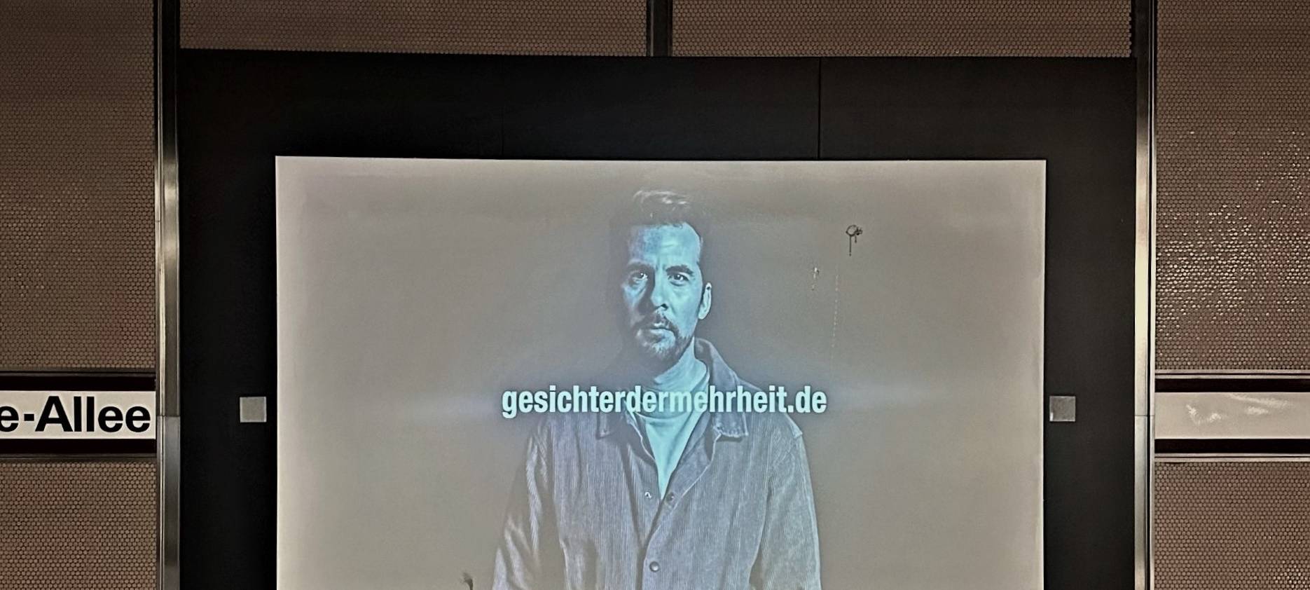 Düsseldorf: Kampagne für Demokratie und Offenheit