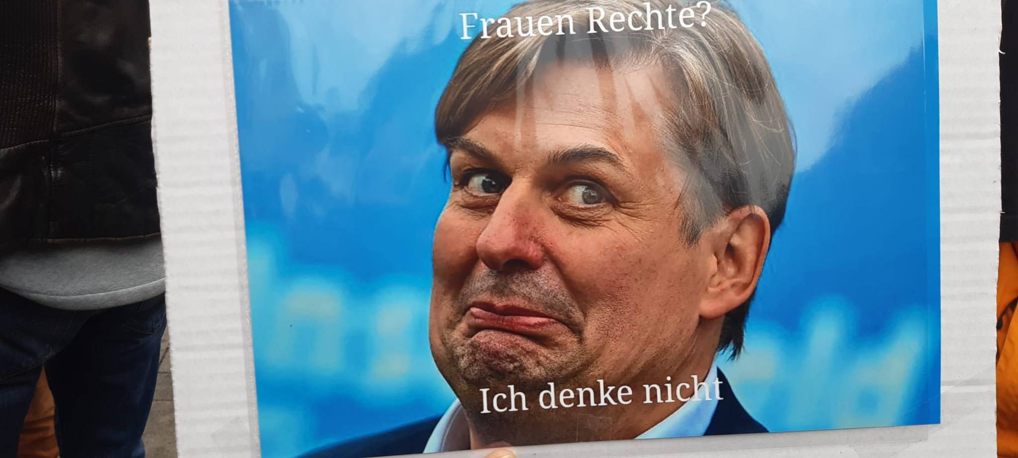 Protest gegen AFD-Politiker Maximilian Krah in Düsseldorf