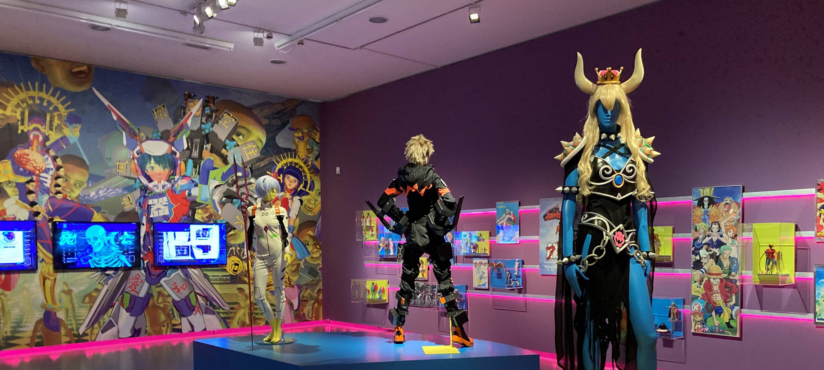 Ein Einblick in die Ausstellung "Superheroes" im NRW-Forum.