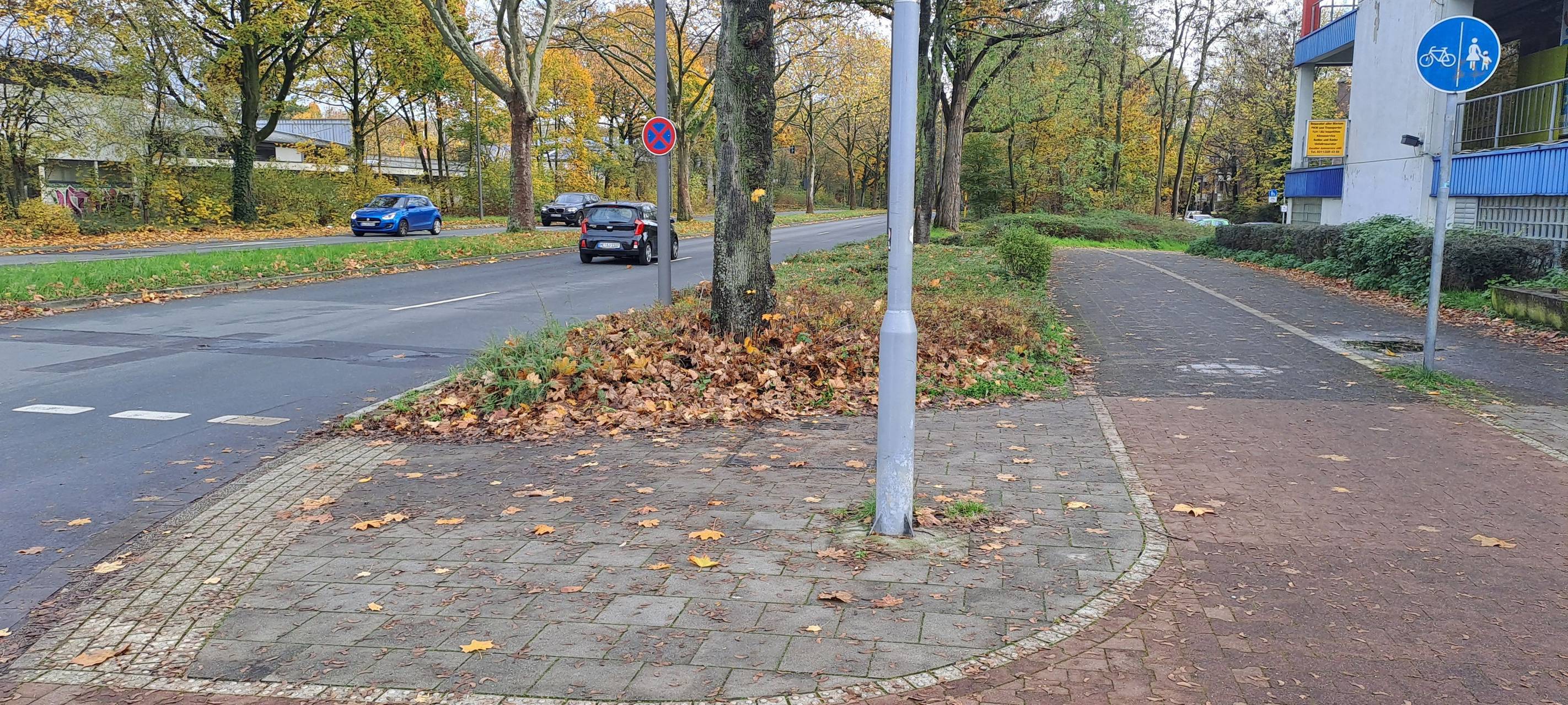 Neue Protected Bike Lane in Düsseldorf-Garath