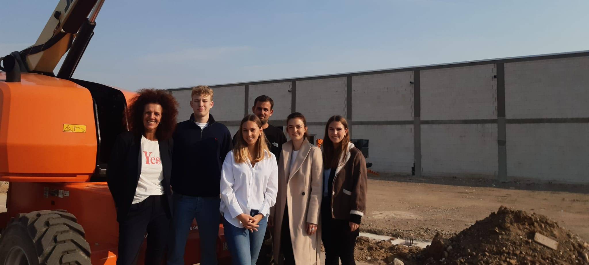 Neuer Flohmarkt auf Düsseldorfer Blumengroßmarkt