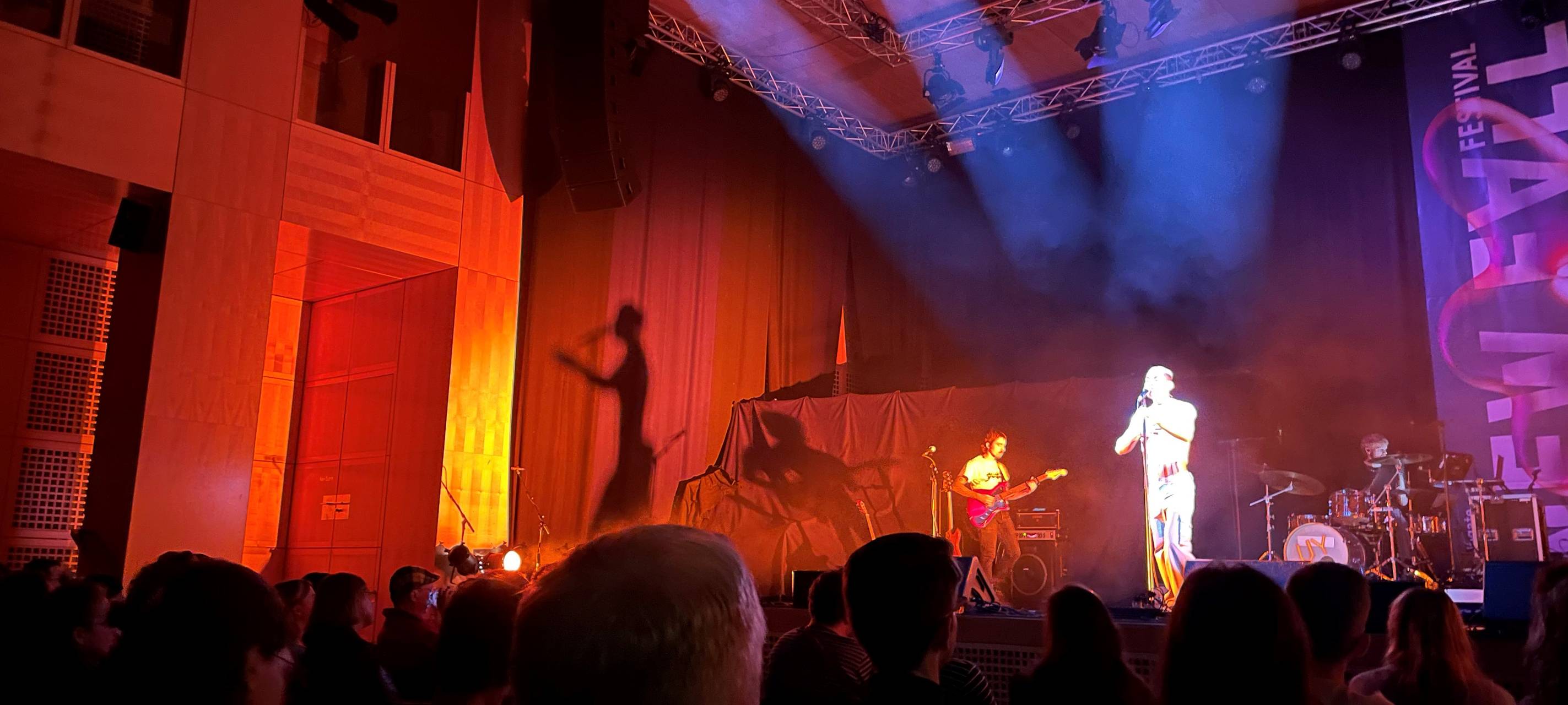 Konzert-Eindrücke vom New Fall Festival.