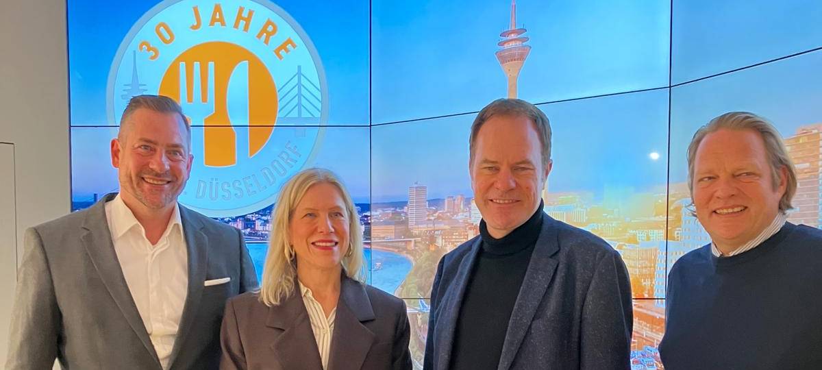 Jubiläum der Düsseldorfer Tafel. Mit Björn Freitag, OB Stephan Keller, Tafelvorsitzende Eva Fischer und METRO CEO Steffen Greubel