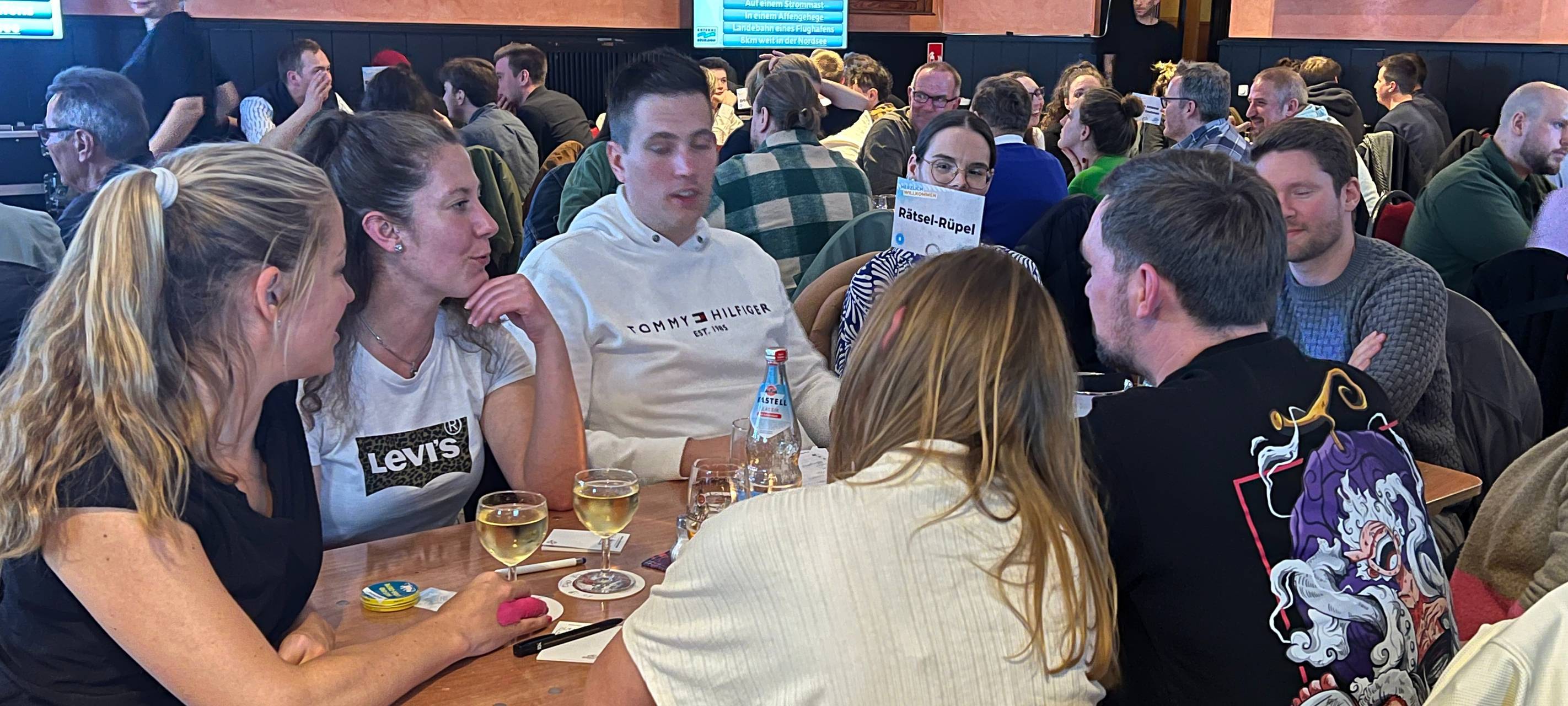 Das Team "Rätsel Rüpel" beim Antenne-Düsseldorf-Kneipenquiz Vol.6