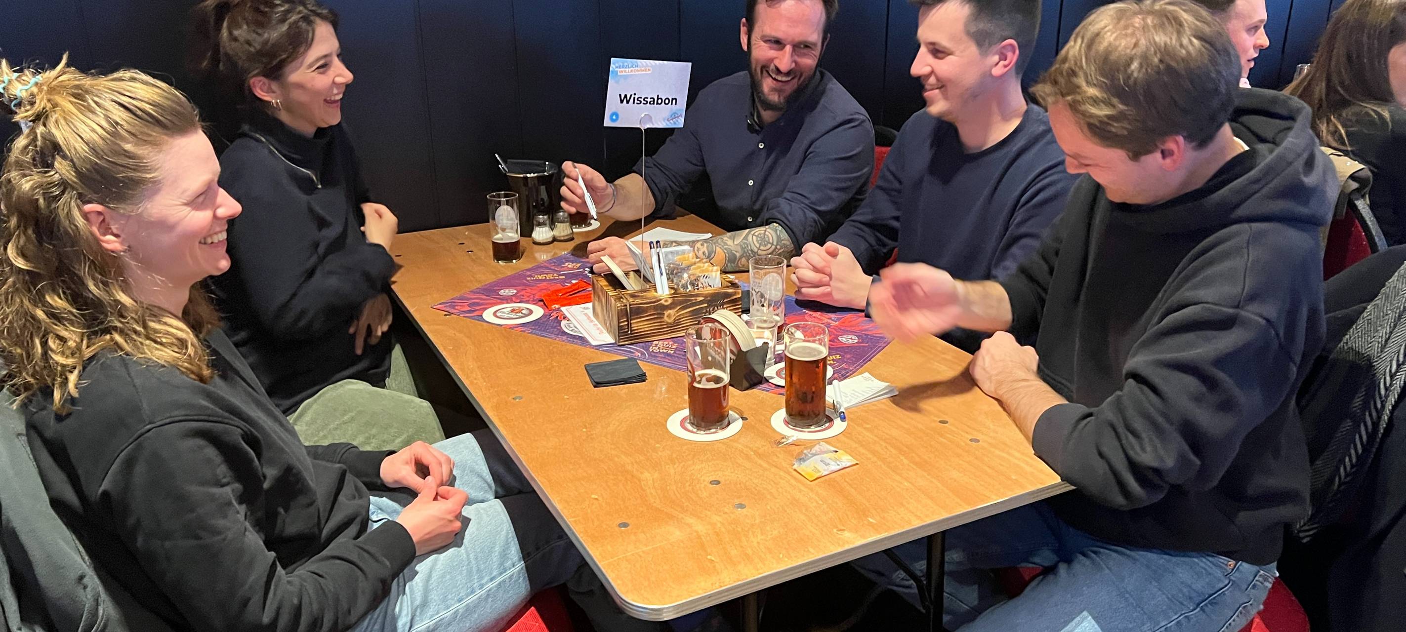 Das Team "Wissabon" beim Antenne-Düsseldorf-Kneipenquiz Vol.6