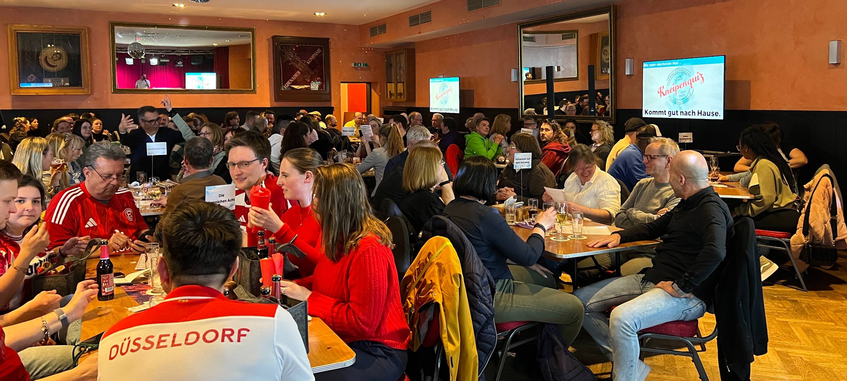 Das Antenne Düsseldorf Kneipenquiz Vol.6 im Fuchs im Hofmanns in Unterbilk