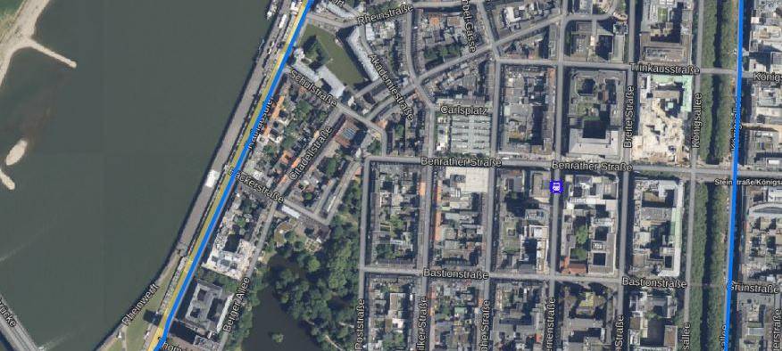 Luftaufnahme der Düsseldorfer Innenstadt mit markierter Demoroute