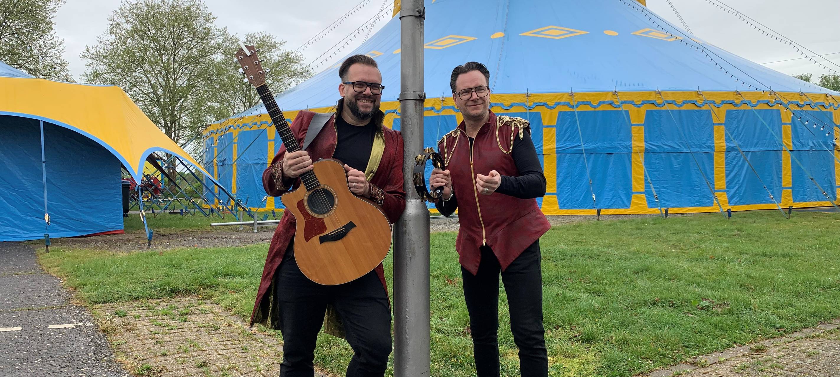 Mitglieder der Band Höhner Freddi Lubitz-Ragland und Schlagzeuger Heiko Braun.