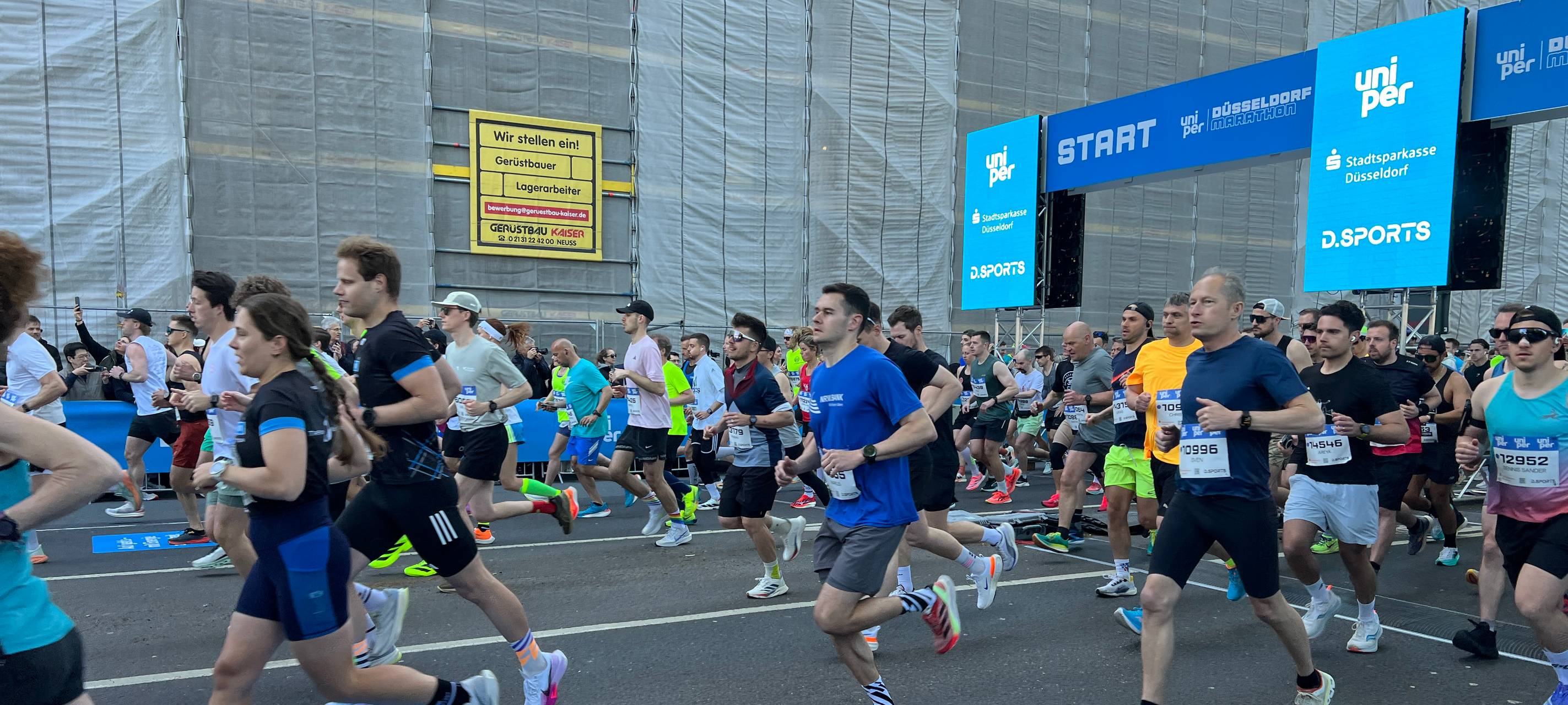 Los geht's mit dem Halbmarathon in Düsseldorf.